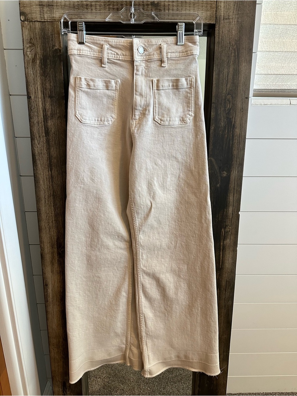 Zara Beige Wide-Leg Jeans